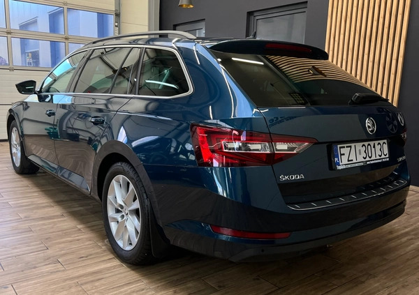 Skoda Superb cena 79900 przebieg: 109000, rok produkcji 2017 z Rawa Mazowiecka małe 631